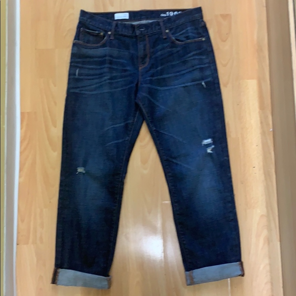 Gap boy friend jeans!distress!